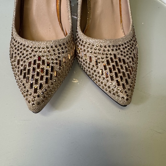 ZANOTTI VINTAGE RARE Elegant Gold Stiletto Heels Compared to very high brands - Picture 7 of 7